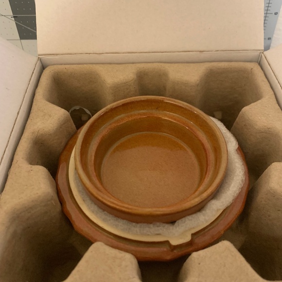 Scentsy Pumpkin Warmer In Box Retired 2010 Mid-Size - Picture 3 of 4